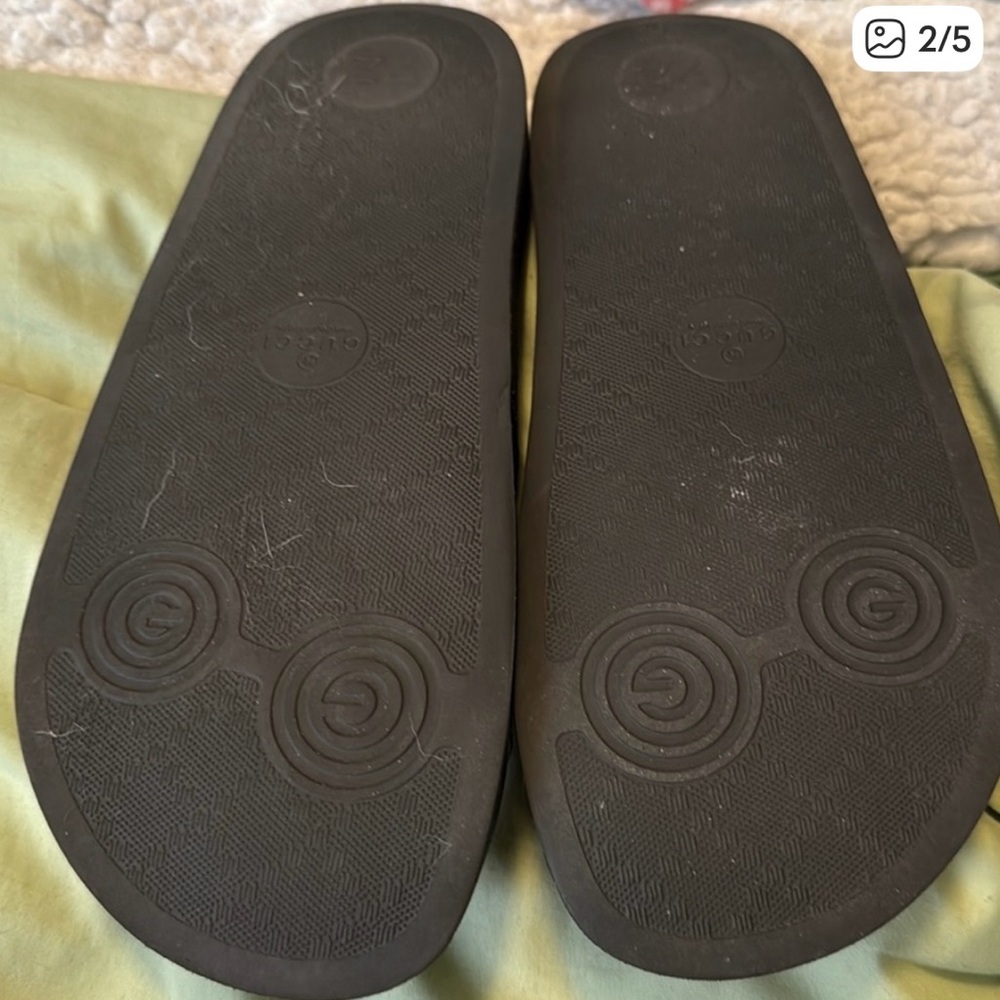Gucci Black Slides with Gold Accents - Picture 2 of 5